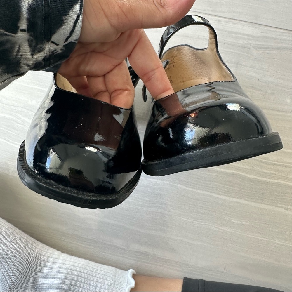 Nine West • Mary Janes - Picture 13 of 15